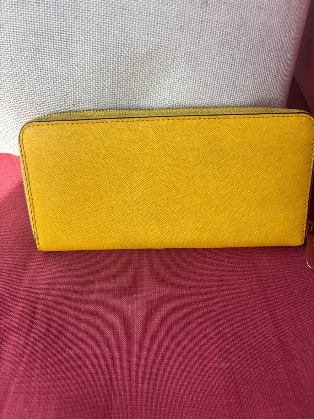 Michael Kors Bright Yellow Zip-Around Saffiano Wallet - Picture 2 of 12